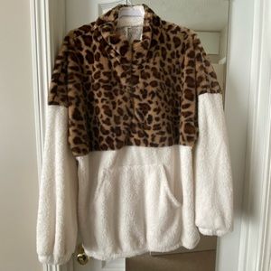 Warm leopard pull over sherpa half zip sweatshirt